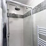 Le Repaire Des 12- Hypercentre, Jardin, Ideal Groupe, 5 5 Salles De Bain *