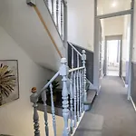 Le Repaire Des 12- Hypercentre, Jardin, Ideal Groupe, 5 5 Salles De Bain Apartment Saint-Omer (Pas-de-Calais)