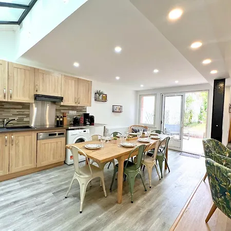 Le Repaire Des 12- Hypercentre, Jardin, Ideal Groupe, 5 5 Salles De Bain *