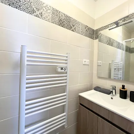 Lejlighed Le Repaire Des 12- Hypercentre, Jardin, Ideal Groupe, 5 5 Salles De Bain Saint-Omer (Pas-de-Calais)