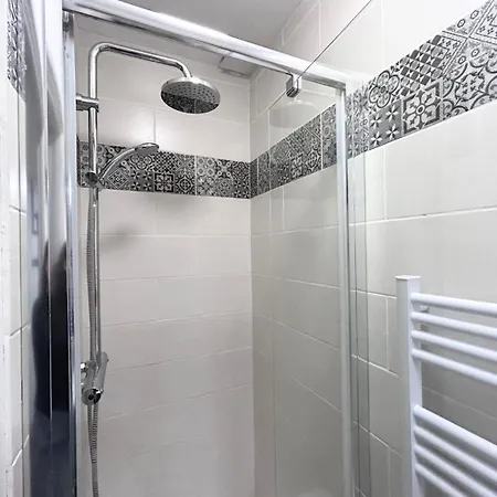 Le Repaire Des 12- Hypercentre, Jardin, Ideal Groupe, 5 5 Salles De Bain *